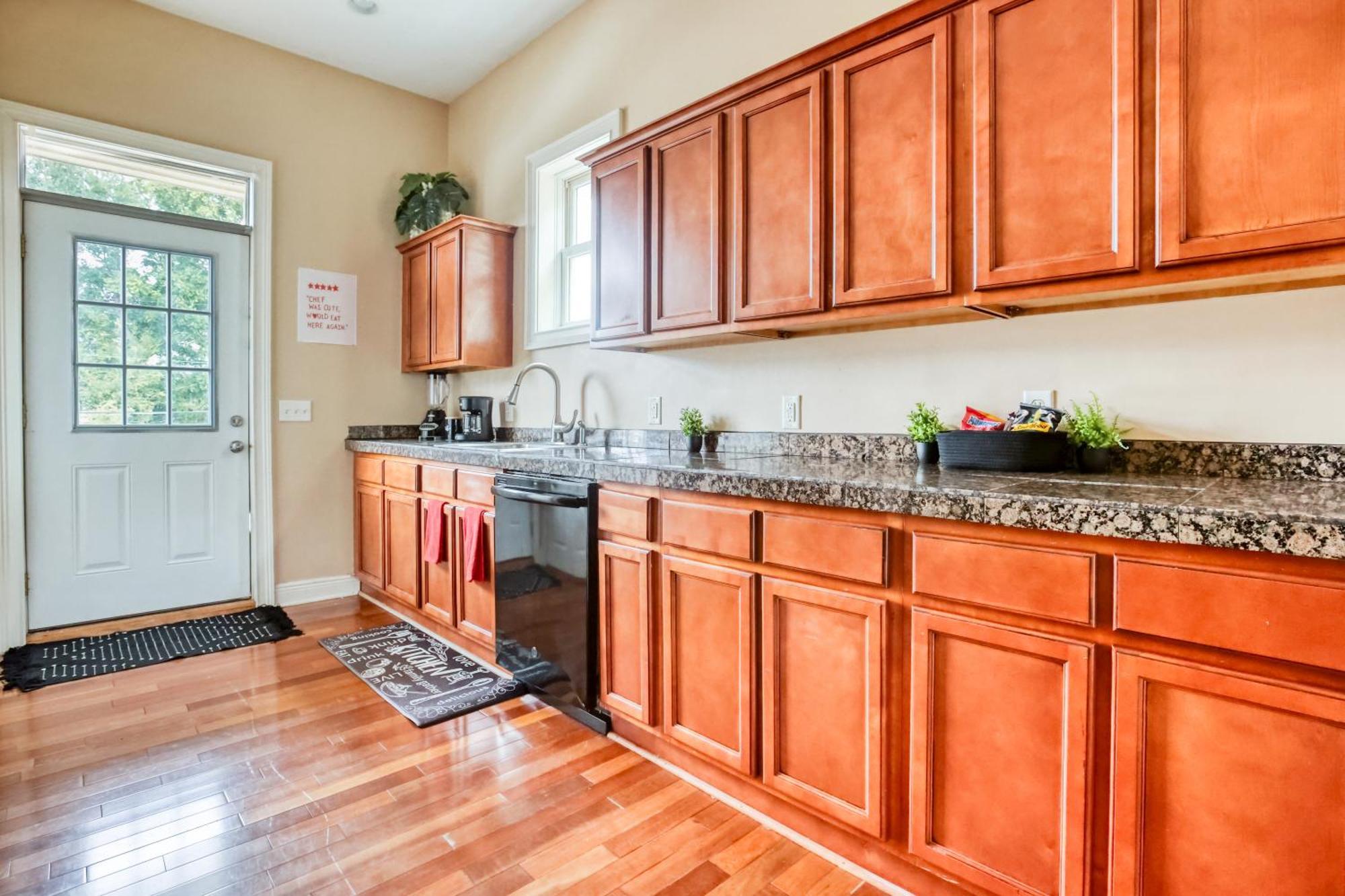 Holiday home 5 Min To Starland, Dt, Forsyth & River St - 2 Balcony *